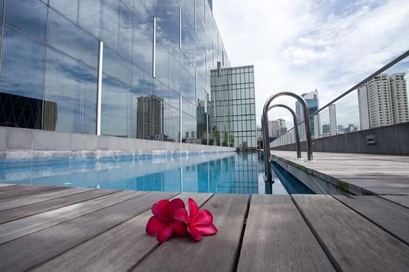 The Central, 12 Eu Tong Sen Street, Boat Quay / Raffles Place / Marina, 743 sqft, Office For Rent, by Michelle Leong, 500244892 - Exterior - CommercialGuru.com.sg