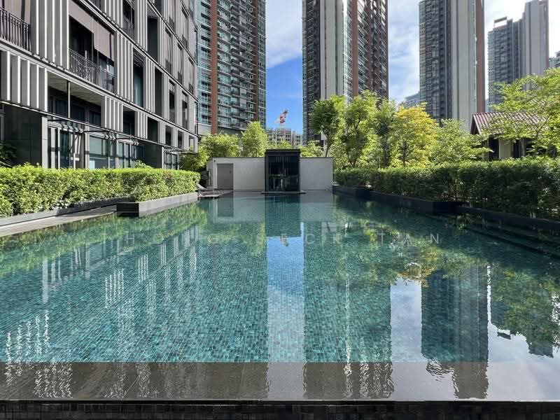 Petit Jervois, 33 Jervois Road, 2 Bedrooms, 818 sqft, Condominium For Rent, by Thong Seck Tan, 500244904 - Swimming Pool - PropertyGuru.com.sg