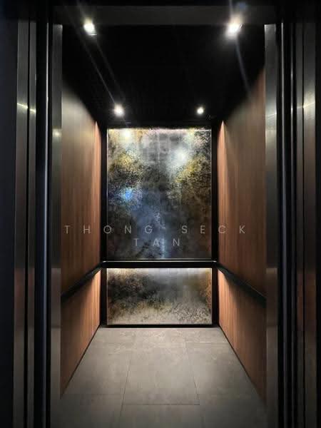 Petit Jervois, 33 Jervois Road, 2 Bedrooms, 818 sqft, Condominium For Rent, by Thong Seck Tan, 500244904 - Lift - PropertyGuru.com.sg