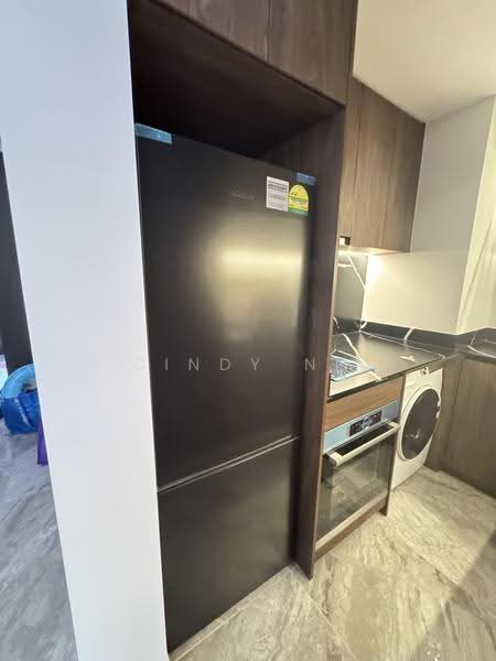 The Commodore, 61 Canberra Drive, 2 Bedrooms, 624 sqft, Condominium For Sale, by Cindy Ng, 500244911 - Kitchen - PropertyGuru.com.sg