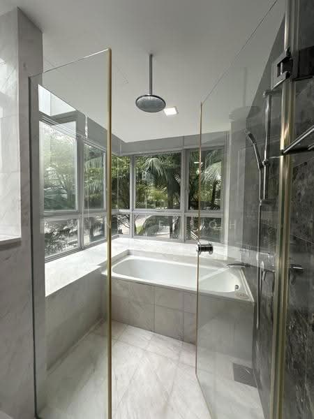 Nathan Residences, 23 Nathan Road, Tanglin / Holland / Bukit Timah, 2 Bedrooms, 775 sqft, Condominium For Sale, by Winnie Loh L H, 500244916 - master attached Bathroom - PropertyGuru.com.sg