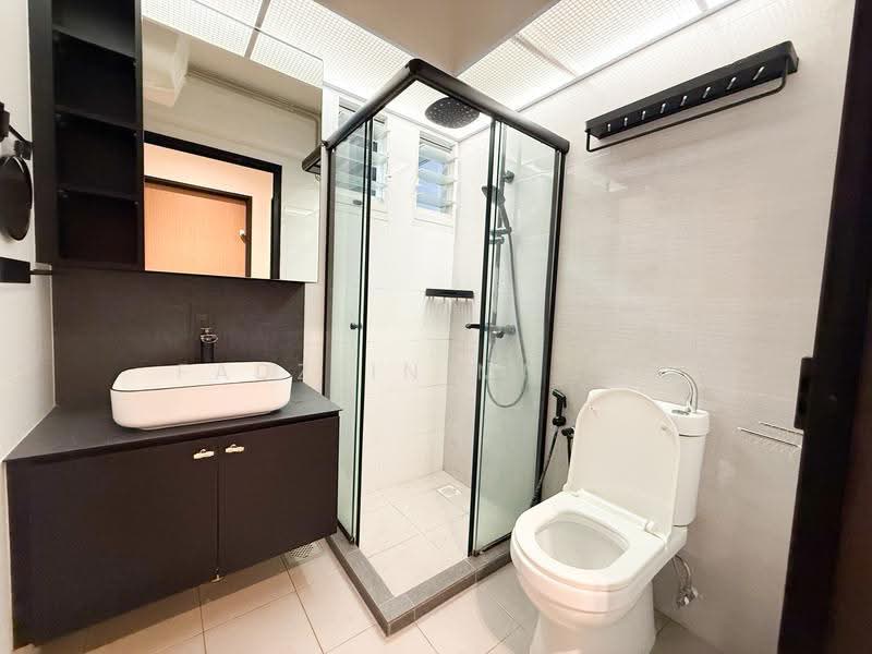 619B Tampines Street 61, 619B Tampines Street 61, Pasir Ris / Tampines, Room Rental, 120 sqft, HDB Flat For Rent, by Fadzlin MNoor, 500244919 - Bathroom - PropertyGuru.com.sg