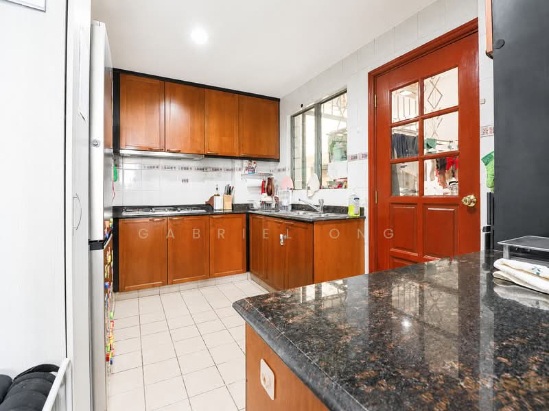 Aspen Heights, 261 River Valley Road, 3 Bedrooms, 1,324 sqft, Condominium For Rent, by Gabriel Ong, 500244920 - Kitchen - PropertyGuru.com.sg