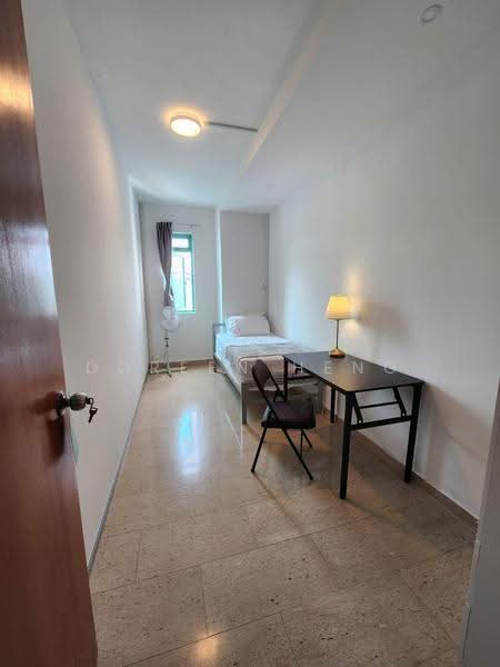 Ballota Park Condo, 152 Mariam Way, 6 Bedrooms, 1,701 sqft, Condominium For Rent, by Doreen Heng, 500244922 - Bedroom - PropertyGuru.com.sg