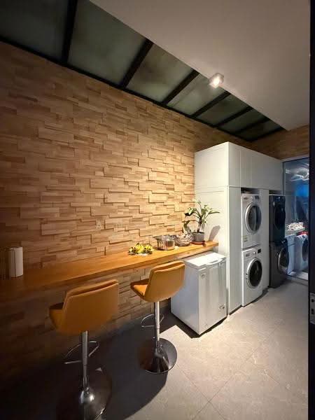 Kerong Walk Landed with Lift, Kerong Walk, Kerong Lane, Penaga Place, Inggu Road, Sembawang / Yishun, 8 Bedrooms, 6,800 sqft, Corner Terrace For Sale, by Ang Pei Xiong, 500244924 - Interior - PropertyGuru.com.sg
