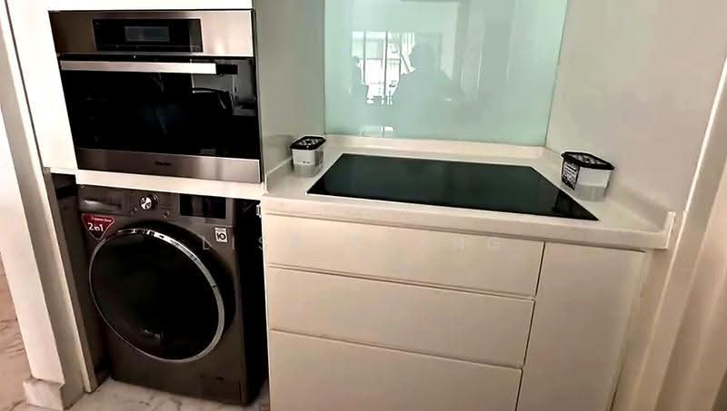 Luma, 6 River Valley Grove, Orchard / River Valley, 2 Bedrooms, 904 sqft, Condominium For Rent, by LISA ZHANG, 500244926 - Kitchen - PropertyGuru.com.sg