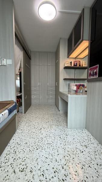 3 Lorong Lew Lian, 3 Lorong Lew Lian, 2 Bedrooms, 779 sqft, HDB Flat For Sale, by Joji Lin, 500244930 - Interior - PropertyGuru.com.sg