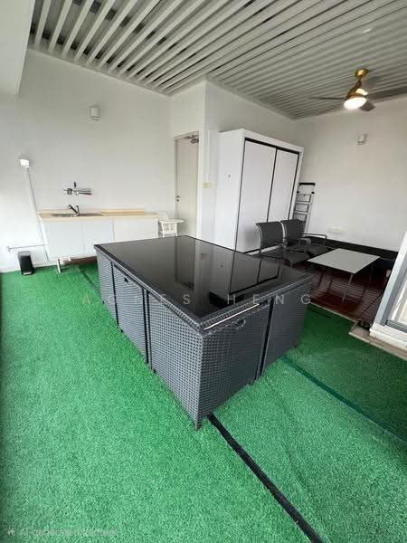 Kovan Regency, 2 Kovan Rise, 2 Bedrooms, 990 sqft, Condominium For Sale, by Agnes Heng, 500244936 - Covered Upper Terrace - PropertyGuru.com.sg