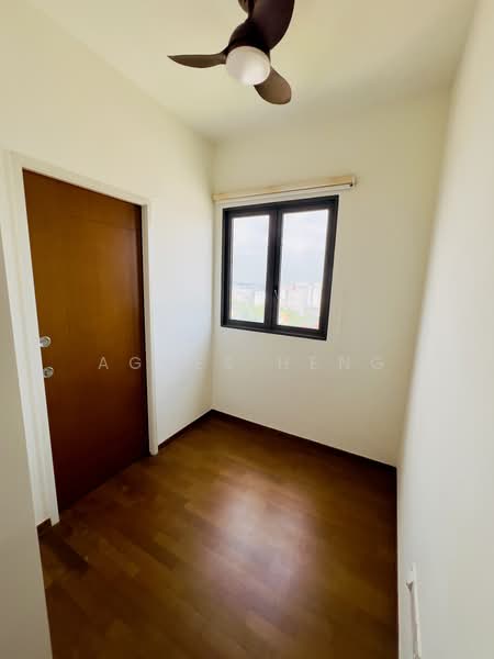 Kovan Regency, 2 Kovan Rise, 2 Bedrooms, 990 sqft, Condominium For Sale, by Agnes Heng, 500244936 - Bedroom 2 - PropertyGuru.com.sg