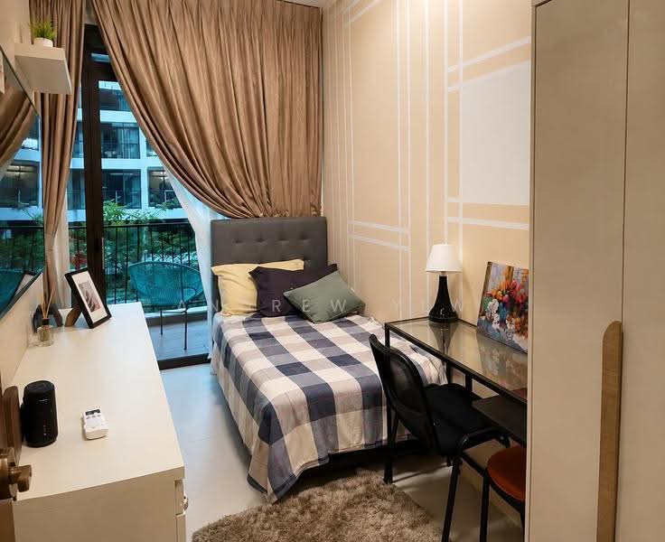 Varsity Park Condominium, 62 West Coast Road, 3 Bedrooms, 1,399 sqft, Condominium For Sale, by Andrew Yew, 500244949 - Bedroom - PropertyGuru.com.sg