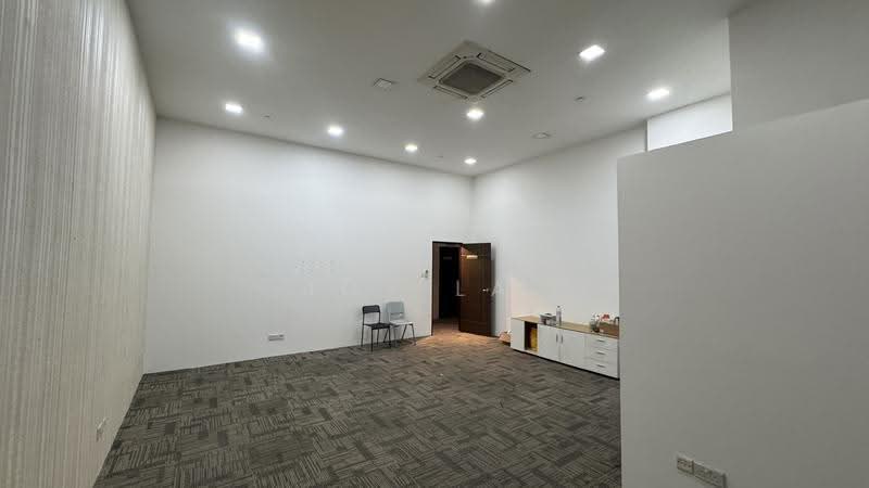 Woodlands Horizon, 31 Woodlands close, Admiralty / Woodlands, 107 sqft, Light Industrial (B1) For Rent, by Joy Lai, 500244953 - CommercialGuru.com.sg