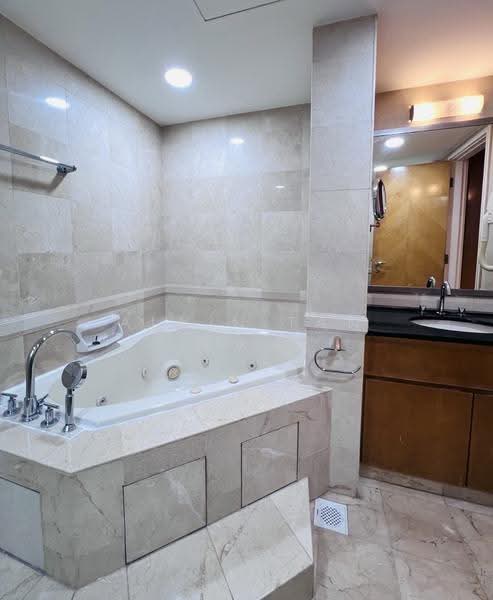 Grange 70, 70 Grange Road, 3 Bedrooms, 1,970 sqft, Condominium For Rent, by Alvin Tan 陈永顺, 500244957 - PropertyGuru.com.sg