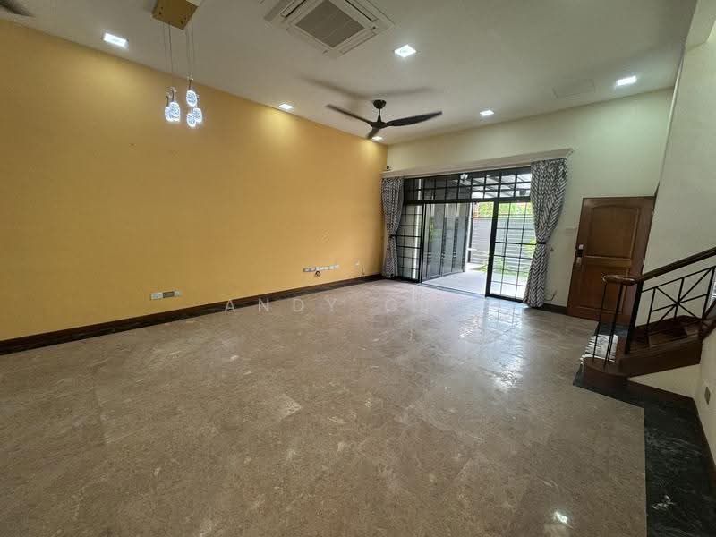 Eng Kong Park, Eng Kong Road, Clementi Park / Upper Bukit Timah, 7 Bedrooms, 2,800 sqft, Terraced House For Sale, by Andy Goh, 500244959 - Living Room - PropertyGuru.com.sg