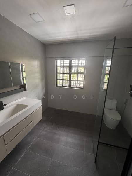 Eng Kong Park, Eng Kong Road, Clementi Park / Upper Bukit Timah, 7 Bedrooms, 2,800 sqft, Terraced House For Sale, by Andy Goh, 500244959 - Bathroom - PropertyGuru.com.sg