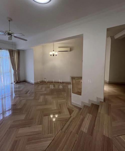 Orange Regency, 101 Fernhill Road, Tanglin / Holland / Bukit Timah, 4 Bedrooms, 1,776 sqft, Apartment For Rent, by Alvin Tan 陈永顺, 500244962 - Living Room - PropertyGuru.com.sg