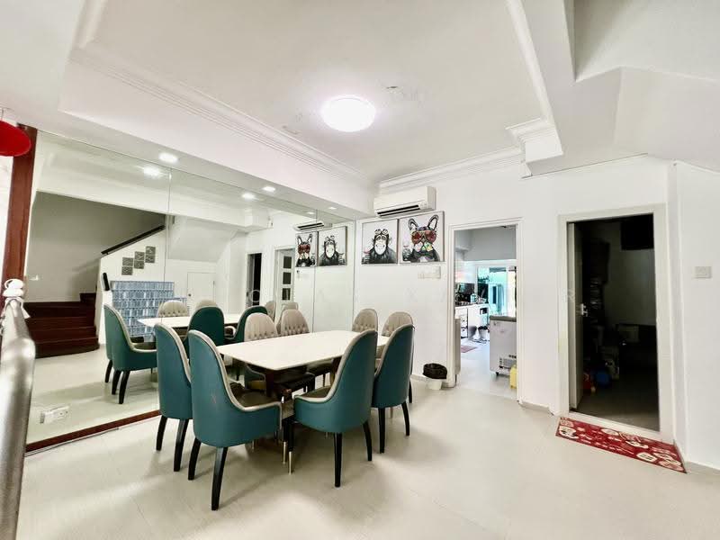 SUPERB LOCATION Freehold Terrace Near MRT | 1km to Tao Nan, CHIJ Katong & Ngee Ann Pri, East Coast Road, Marine Terrace, Telok Kurau Road, Still Road, St Patrick's Road, East Coast / Marine Parade, 5 Bedrooms, 3,220 sqft, Terraced House For Sale, by Nicholas Xavier Gan, 500244967 - Dining Room - PropertyGuru.com.sg