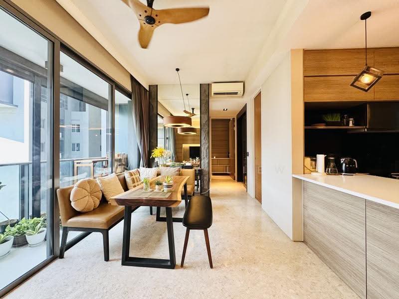 Echelon, 9 Alexandra View, 3 Bedrooms, 861 sqft, Condominium For Sale, by Melody Liew, 500244969 - PropertyGuru.com.sg