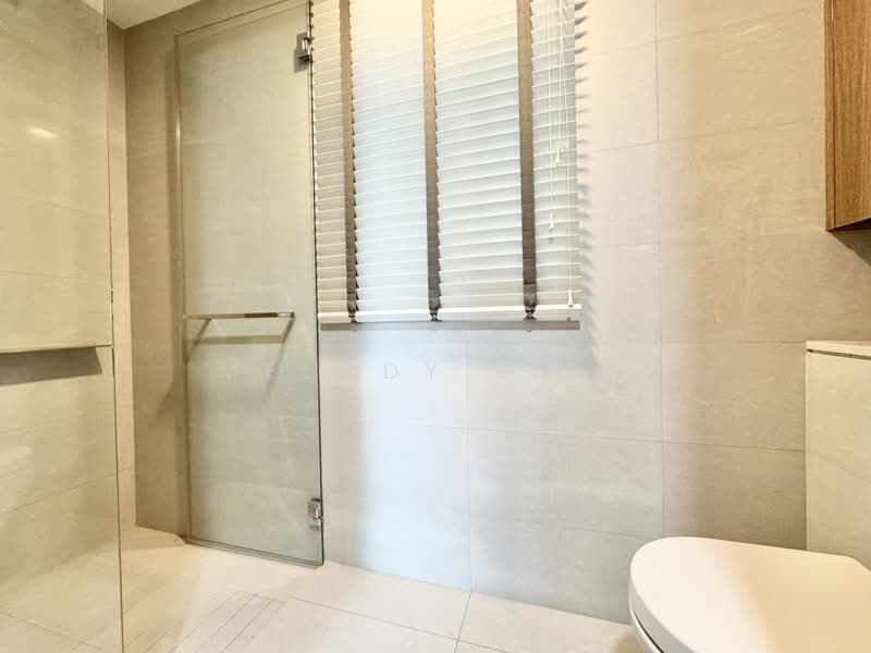 Echelon, 9 Alexandra View, 3 Bedrooms, 861 sqft, Condominium For Sale, by Melody Liew, 500244969 - Bathroom - PropertyGuru.com.sg