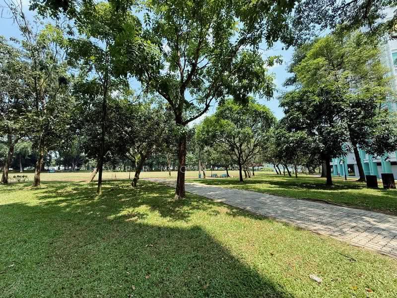 898B Woodlands Drive 50, 898B Woodlands Drive 50, Admiralty / Woodlands, 3 Bedrooms, 1,076 sqft, HDB Flat For Sale, by Vernon Sun, 500244982 - Park downstairs - PropertyGuru.com.sg