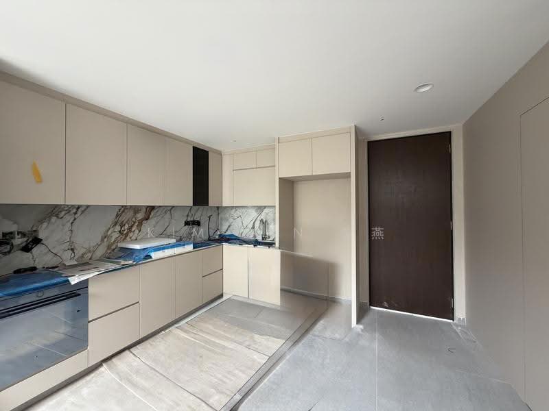 Brand New & Luxury, 5 levels with Lift & Pool, grand living hall with super high ceiling, walk to Tan Kah Kee MRT - call 8130 3636 to view now!, Newton / Novena, 6 Bedrooms, 9,600 sqft, Bungalow House For Sale, by Kim Yan 金燕, 500244988 - Kitchen - PropertyGuru.com.sg