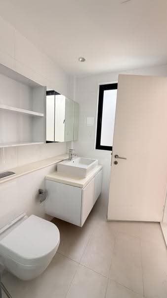 Joo Chiat, Joo Chiat Terrace, 1 Bedroom, 1,800 sqft, Terraced House For Sale, by Joy Toh, 500245008 - Bathroom - PropertyGuru.com.sg