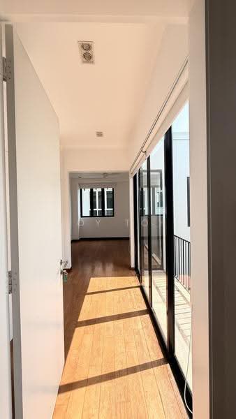 Joo Chiat, Joo Chiat Terrace, 1 Bedroom, 1,800 sqft, Terraced House For Sale, by Joy Toh, 500245008 - Corridor - PropertyGuru.com.sg