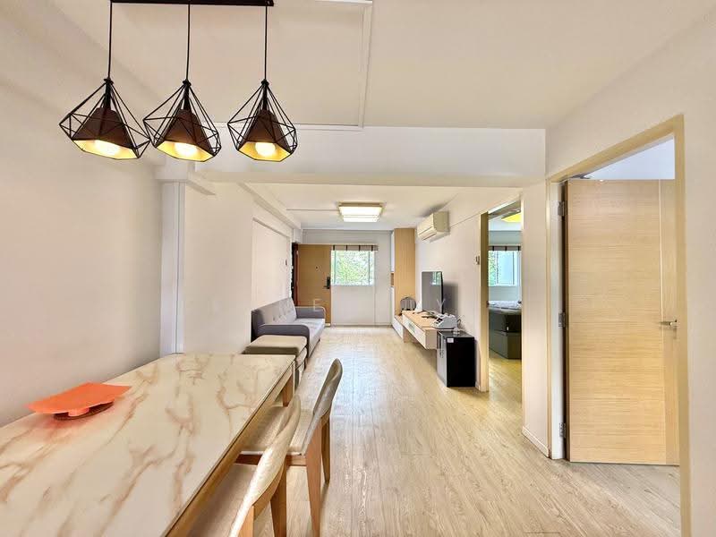 11 Holland Drive, 11 Holland Drive, 2 Bedrooms, 786 sqft, HDB Flat For Sale, by Kenneth Yeo, 500245009 - PropertyGuru.com.sg