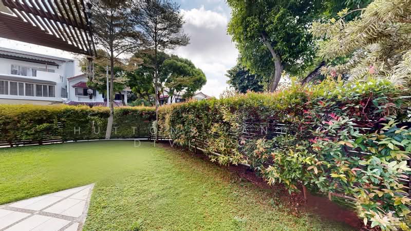 Mandarin Park Corner Semi-D Walk to MRT, Malls, Pei Hwa Pri School, , 6 Bedrooms, 4,300 sqft, Semi-Detached House For Sale, by HT Lee, 500245023 - Garden - PropertyGuru.com.sg