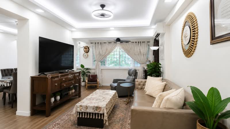 879 Woodlands Street 82, 879 Woodlands Street 82, Admiralty / Woodlands, 4 Bedrooms, 1,345 sqft, HDB Flat For Sale, by Gerald Gasper, 500245037 - Living Room - PropertyGuru.com.sg