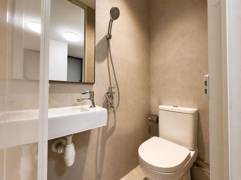 Riviere, 3 Jiak Kim Street, Alexandra / Commonwealth, 3 Bedrooms, 1,507 sqft, Condominium For Sale, by Wanni Chan 陈寀颖, 500245042 - 3rd Bathroom - PropertyGuru.com.sg