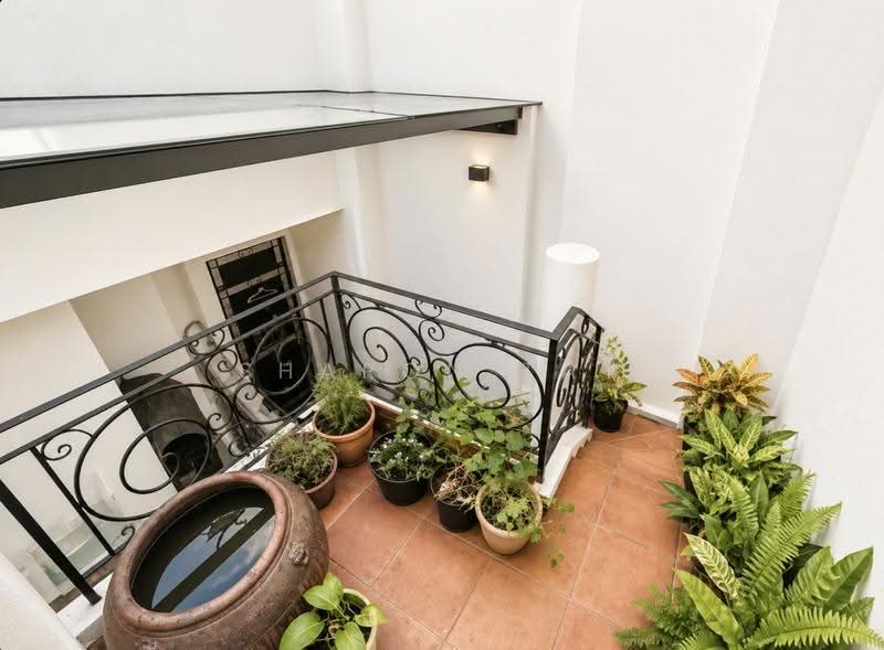 Melrose Park, 93 Kellock Road, 4 Bedrooms, 3,767 sqft, Condominium For Rent, by Sharon Tay, 500245046 - Balcony - PropertyGuru.com.sg