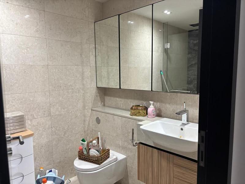 Pullman Residences, 18 Dunearn Road, Newton / Novena, 2 Bedrooms, 667 sqft, Condominium For Sale, by Kim Tham, 500245047 - Bathroom - PropertyGuru.com.sg