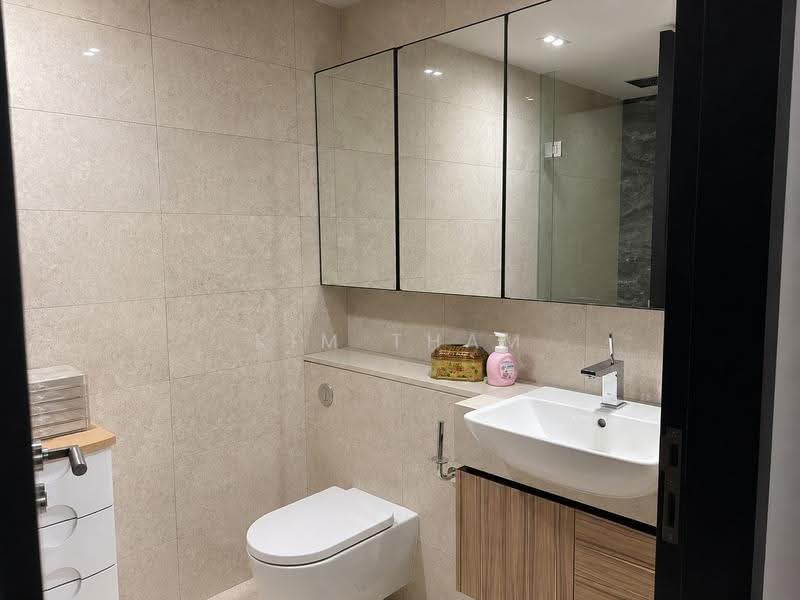 Pullman Residences, 18 Dunearn Road, Newton / Novena, 2 Bedrooms, 667 sqft, Condominium For Sale, by Kim Tham, 500245047 - Bathroom - PropertyGuru.com.sg