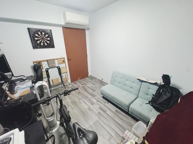 693A Woodlands Avenue 6, 693A Woodlands Avenue 6, 3 Bedrooms, 990 sqft, HDB Flat For Sale, by Wee Kuan Hoe (Eugene), 500245048 - Common Room 2 - PropertyGuru.com.sg