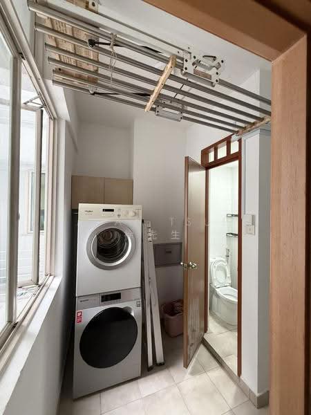 Cheap Bedroom @ Serangoon MRT, Serangoon Ave 2, Room Rental, 60 sqft, Condominium For Rent, by Alan Tsui 徐先生, 500245049 - Bathroom - PropertyGuru.com.sg