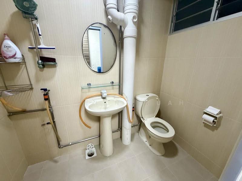 213 Petir Road, 213 Petir Road, Dairy Farm / Bukit Panjang / Choa Chu Kang, 3 Bedrooms, 1,313 sqft, HDB Flat For Sale, by Madeline Kuah, 500245054 - PropertyGuru.com.sg