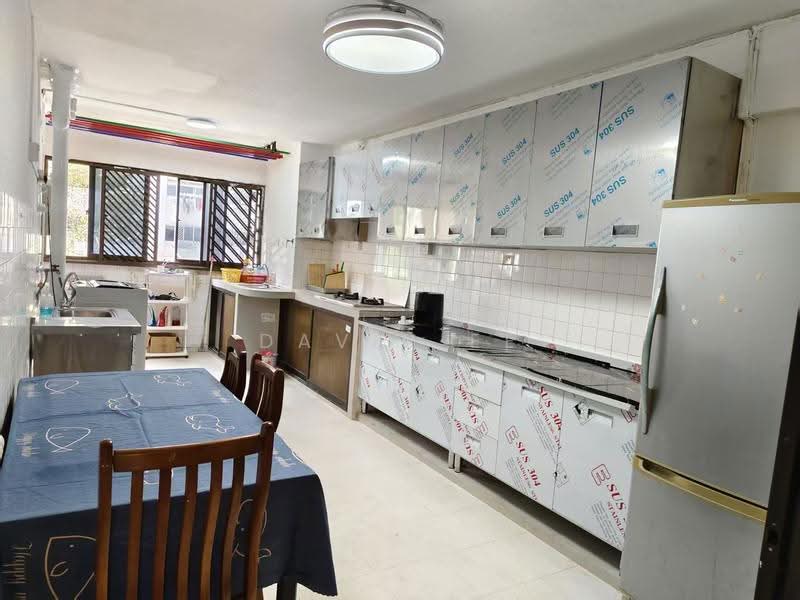 511 West Coast Drive, 511 West Coast Drive, Buona Vista / West Coast / Clementi New Town, Room Rental, 102 sqft, HDB Flat For Rent, by David Ee, 500245058 - Kitchen - PropertyGuru.com.sg