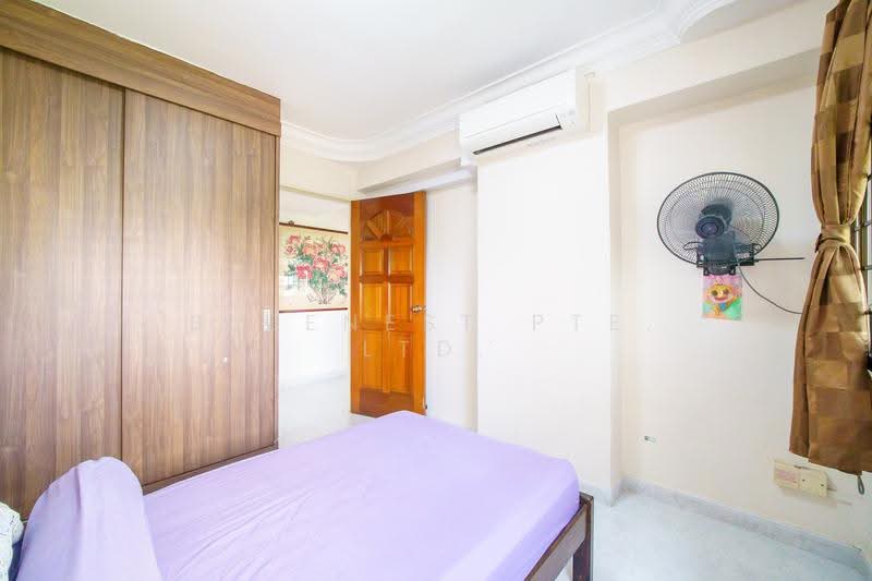 156 Jalan Teck Whye, 156 Jalan Teck Whye, 4 Bedrooms, 1,313 sqft, HDB Flat For Sale, by JOREEN LIM, 500245072 - Bedroom - PropertyGuru.com.sg