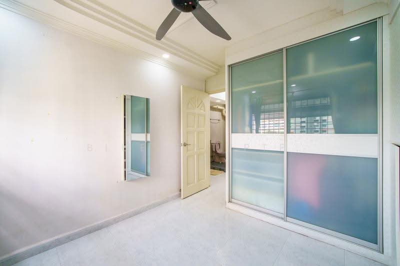 156 Jalan Teck Whye, 156 Jalan Teck Whye, 4 Bedrooms, 1,313 sqft, HDB Flat For Sale, by JOREEN LIM, 500245072 - Interior - PropertyGuru.com.sg