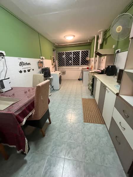 538 Ang Mo Kio Avenue 5, 538 Ang Mo Kio Avenue 5, 2 Bedrooms, 732 sqft, HDB Flat For Rent, by Lim Y X, 500245083 - Kitchen - PropertyGuru.com.sg