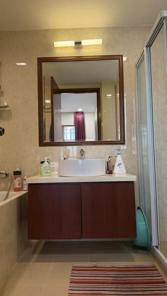 The Rivervale, 1 Rivervale Link, 3 Bedrooms, 1,302 sqft, Condominium For Sale, by James Ng, 500245109 - Bathroom - PropertyGuru.com.sg