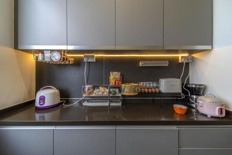 Parkwood Residences, 208 Yio Chu Kang Road, 5 Bedrooms, 1,905 sqft, Condominium For Sale, by Ken Ng, 500245110 - Kitchen - PropertyGuru.com.sg