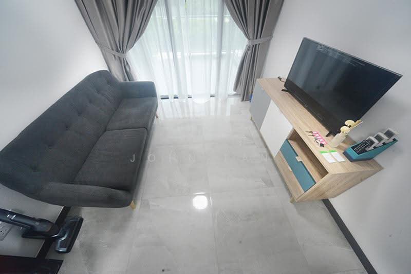 Lake Grande, 2 Jurong Lake Link, Boon Lay / Jurong / Tuas, 2 Bedrooms, 721 sqft, Condominium For Sale, by John Tan, 500245122 - Living Room - PropertyGuru.com.sg