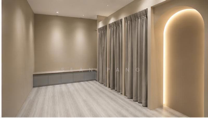 Beauty Salon Space @ Shenton Way/Tanjong Pagar Vicinity | Rarely Available, Boat Quay / Raffles Place / Marina, 215 sqft, Other Retail For Rent, by Sean Pang, 500245123 - Interior - CommercialGuru.com.sg