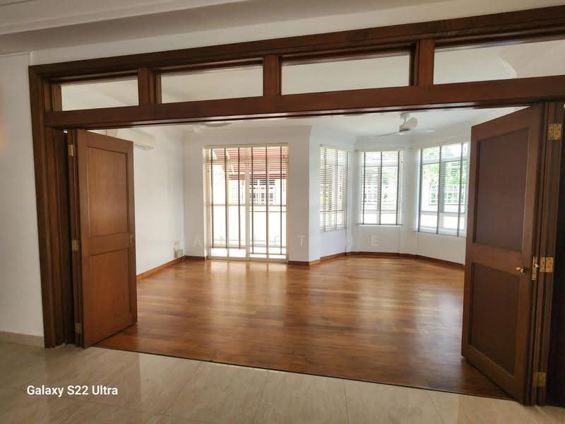 The Greenwood, 11 Greenwood Crescent, 5 Bedrooms, 4,661 sqft, Semi-Detached House For Rent, by Jannet He, 500245130 - Living Room - PropertyGuru.com.sg