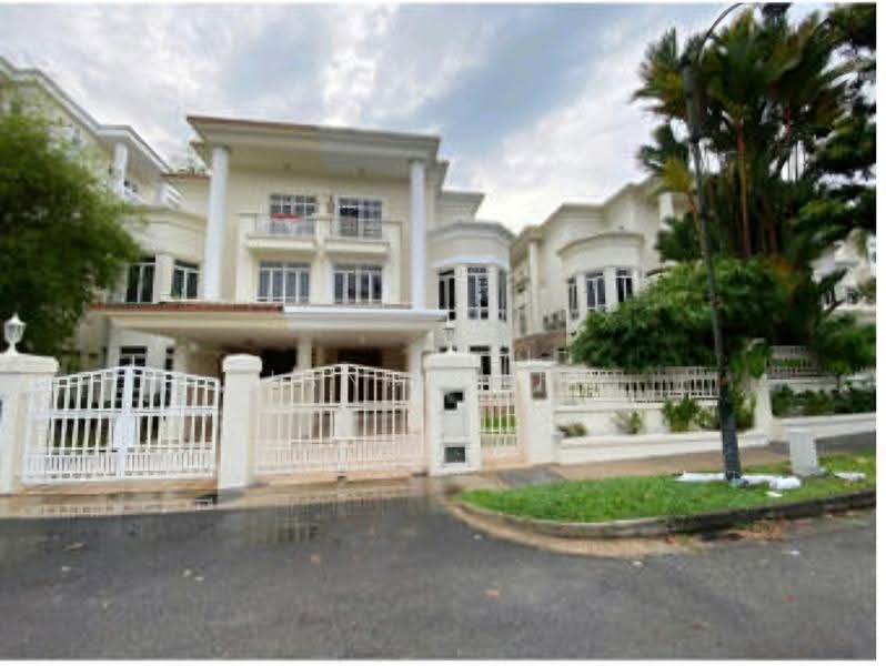 The Greenwood, 11 Greenwood Crescent, 5 Bedrooms, 4,661 sqft, Semi-Detached House For Rent, by Jannet He, 500245130 - Exterior - PropertyGuru.com.sg