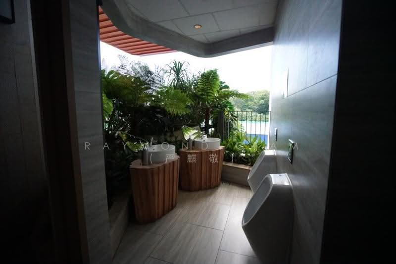 OC @ Pasir Panjang, 100H Pasir Panjang Road, Buona Vista / West Coast / Clementi New Town, 3,095 sqft, Light Industrial (B1) For Rent, by Raymond Giam (严麒敬), 500245134 - Bathroom - CommercialGuru.com.sg