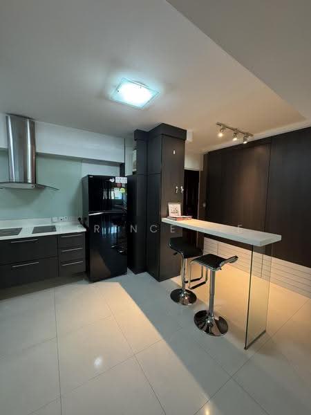 204A Punggol Field, 204A Punggol Field, Hougang / Punggol / Sengkang, 2 Bedrooms, 1,183 sqft, HDB Flat For Rent, by Terence Lee, 500245135 - Kitchen - PropertyGuru.com.sg