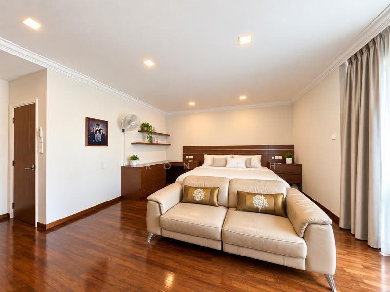 KEW LANDED ENCLAVE SEMI D! NEW LISTING!, Jalan Haji Salam / Kew / Tanah Merah Kechil Road South / Jalan Limau Bali, Bedok / Upper East Coast, 5 Bedrooms, 3,100 sqft, Semi-Detached House For Sale, by Li Rong Teh, 500245136 - Bedroom - PropertyGuru.com.sg