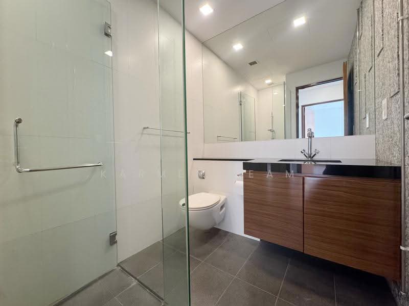 Ocean 8 Sentosa Cove Ocean Drive Landed House Inter-terrace, , 5 Bedrooms, 5,000 sqft, Terraced House For Sale, by Karmen Seam, 500245138 - Bathroom - PropertyGuru.com.sg